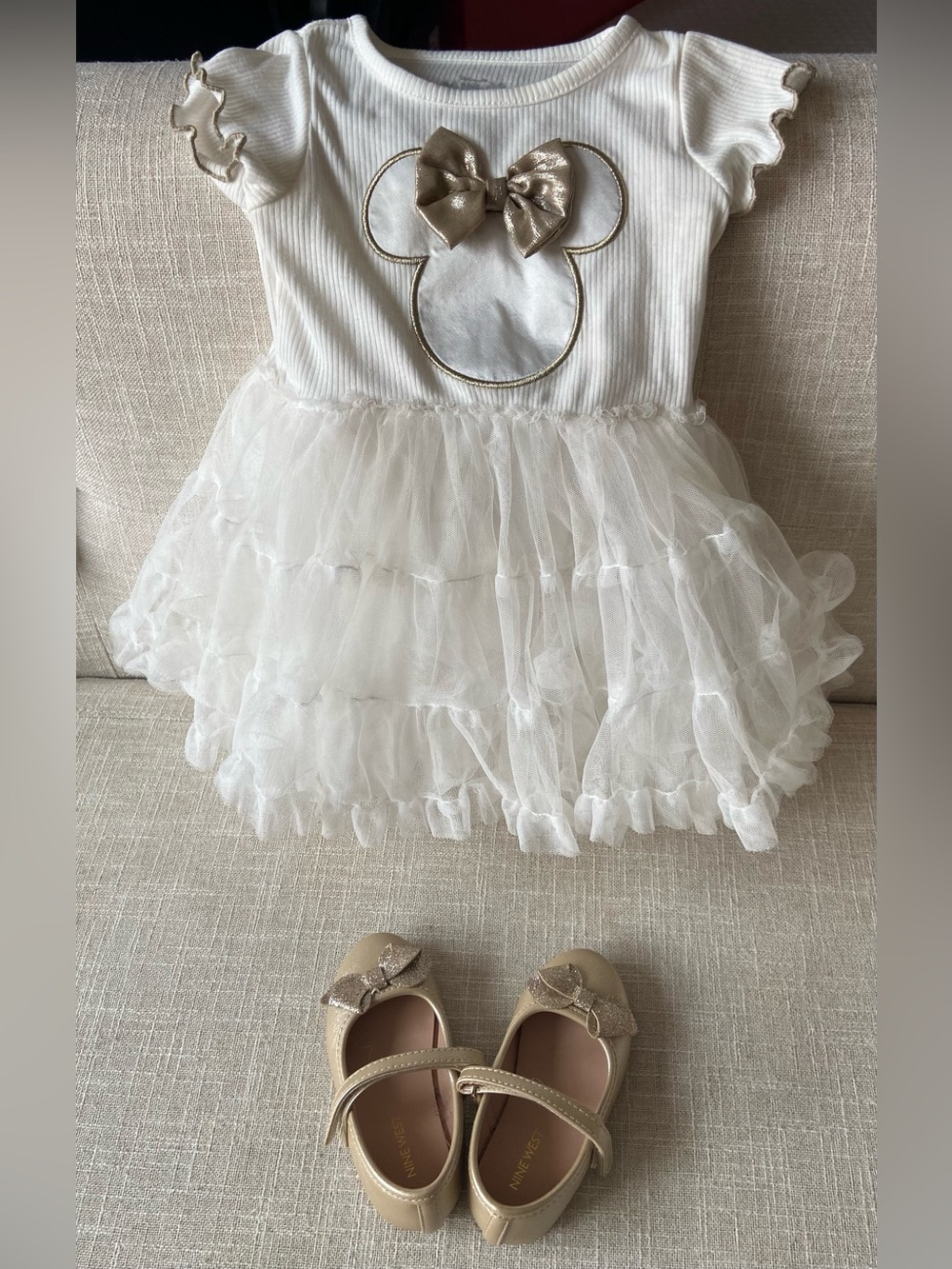 Ivory Tulle Minnie Mouse Party Dress with Gold Bow Accent and elegant Gold shoes